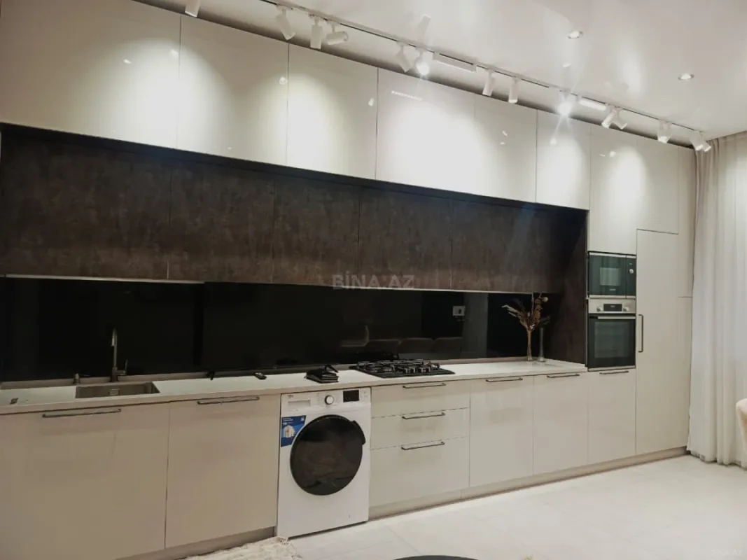 Kirayə verilir 2 otaqlı mənzil 70 m²