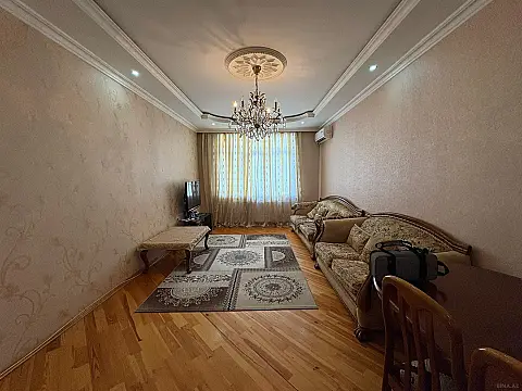Kirayə verilir 2 otaqlı mənzil 96 m²