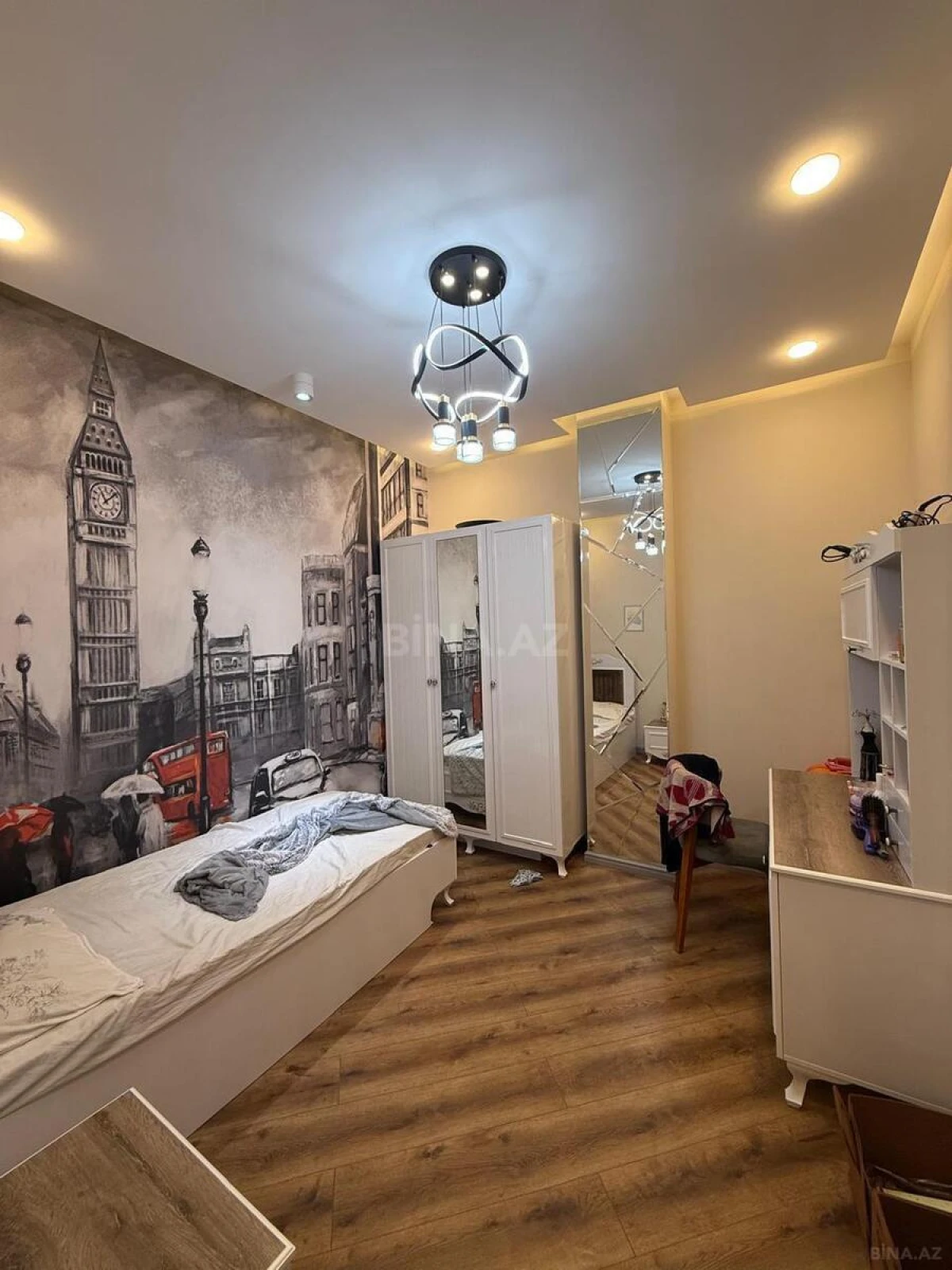 Satılır 3 otaqlı mənzil 90 m²