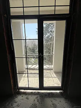 Satılır 2 otaqlı mənzil 82 m²