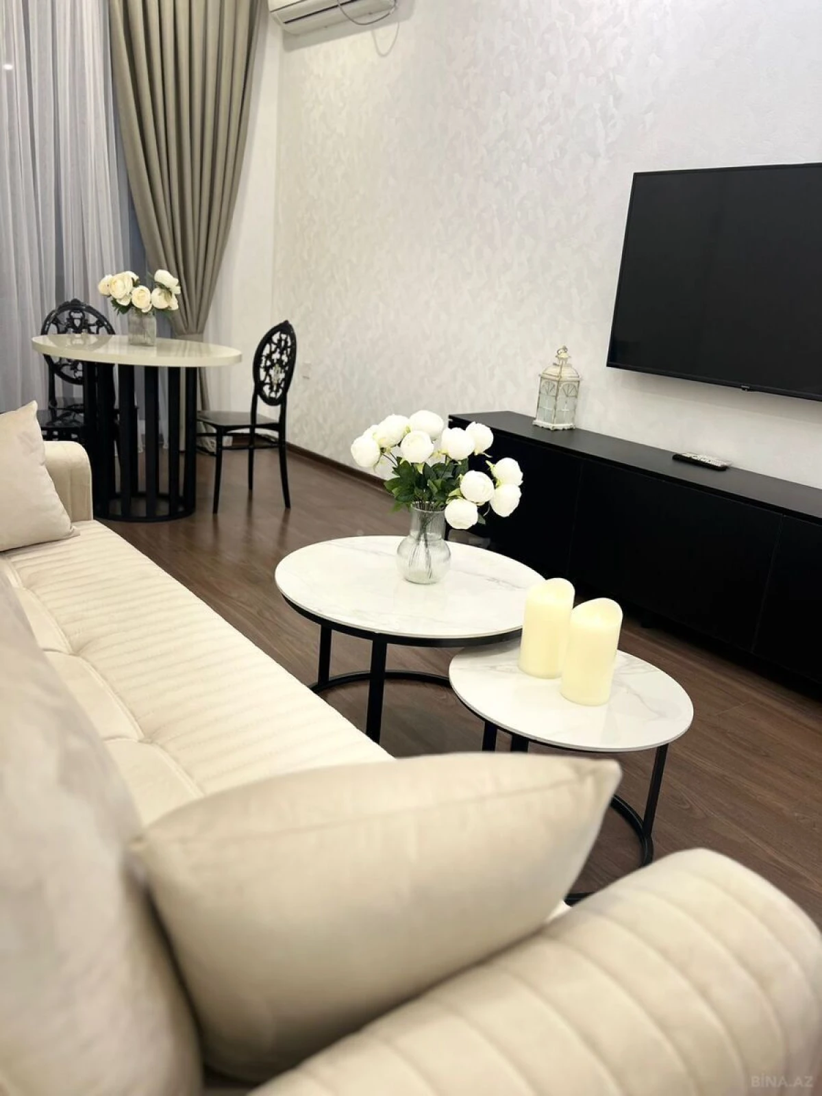 Kirayə verilir 2 otaqlı mənzil 70 m²