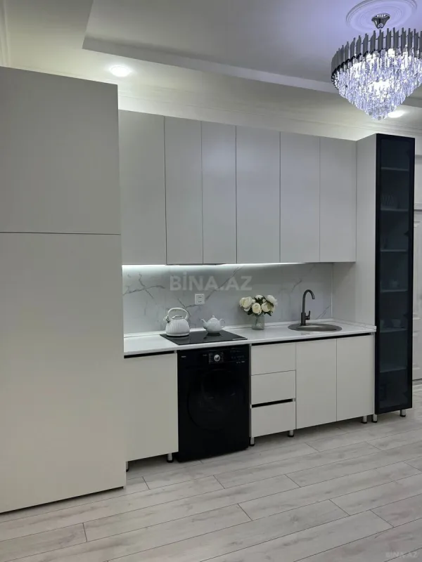 Kirayə verilir 2 otaqlı mənzil 70 m²