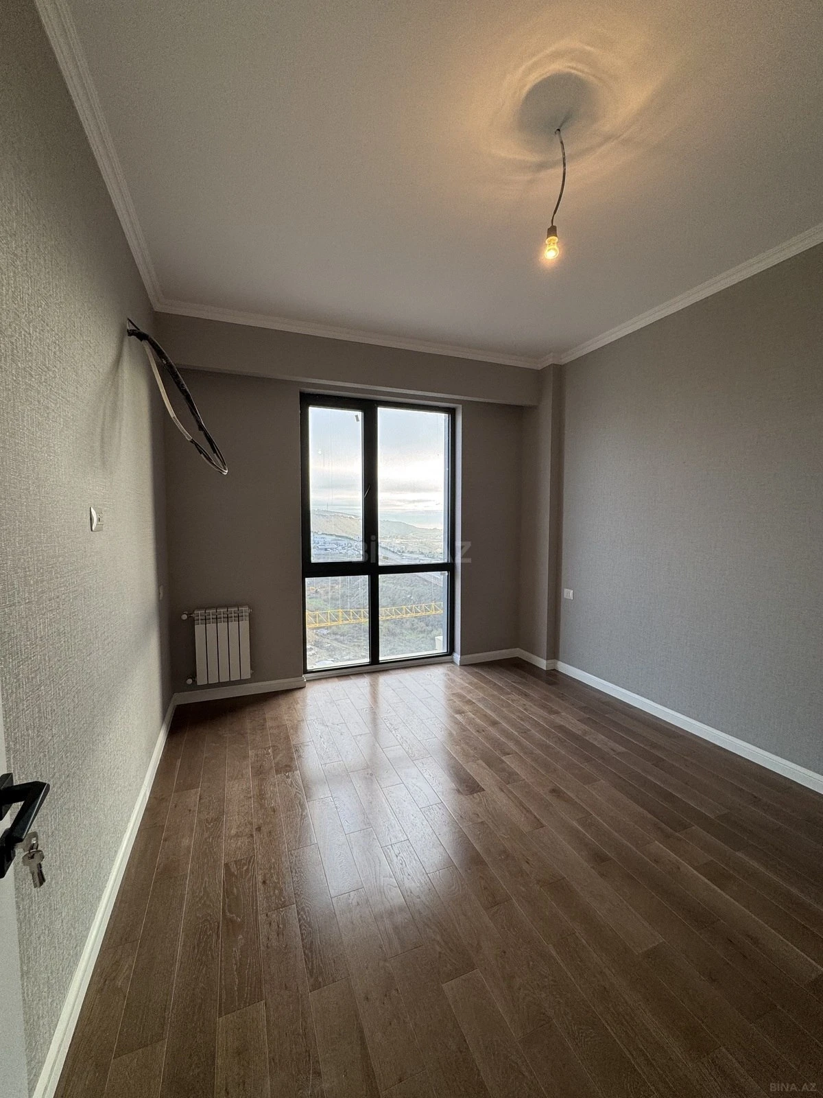 Satılır 2 otaqlı mənzil 63 m²
