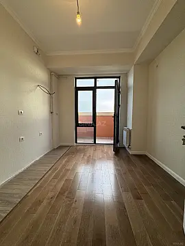 Satılır 2 otaqlı mənzil 63 m²