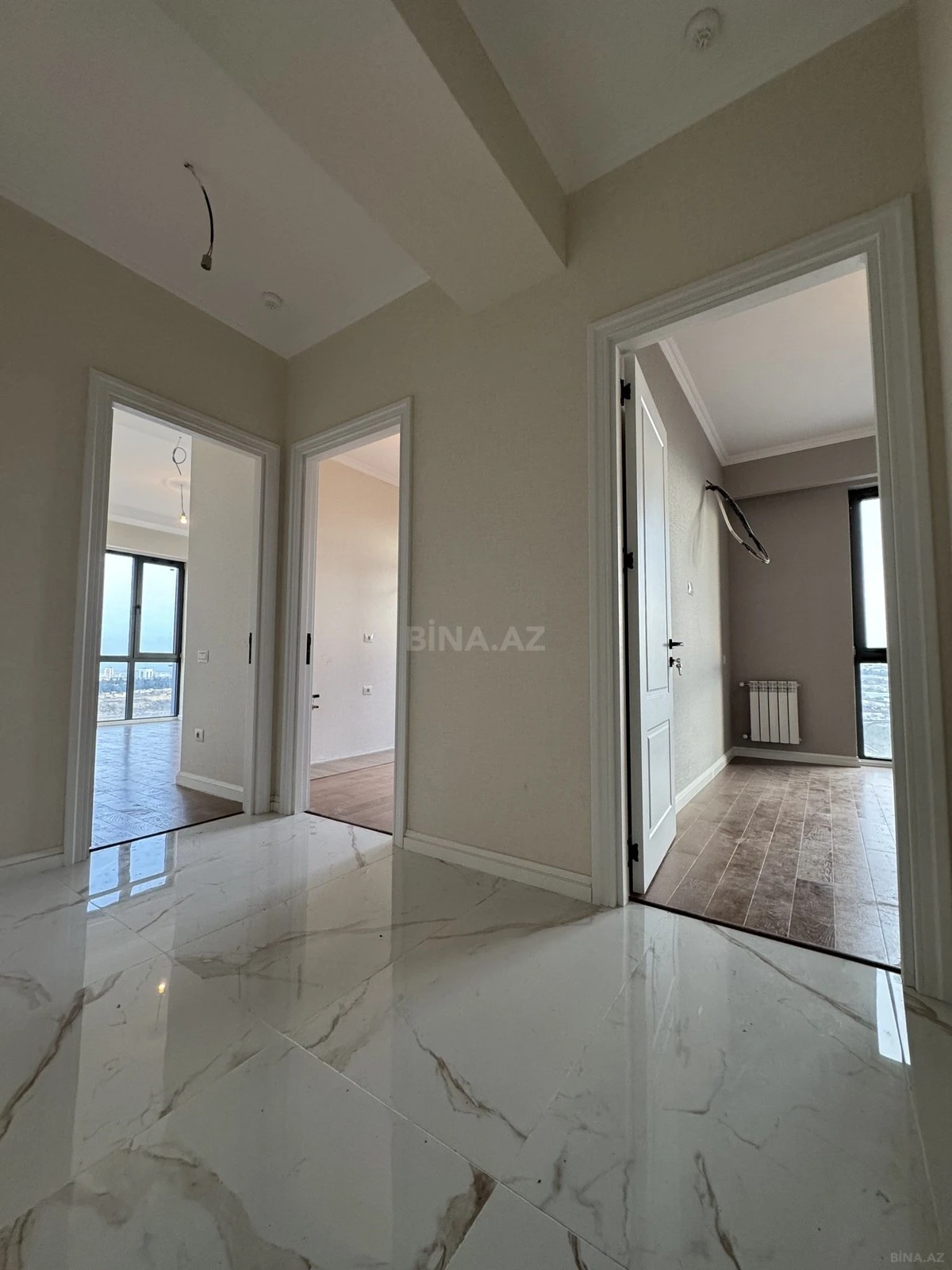 Satılır 2 otaqlı mənzil 63 m²