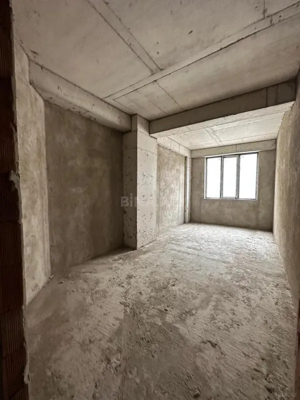 Satılır 3 otaqlı mənzil 133 m²