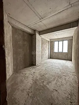 Satılır 3 otaqlı mənzil 133 m²