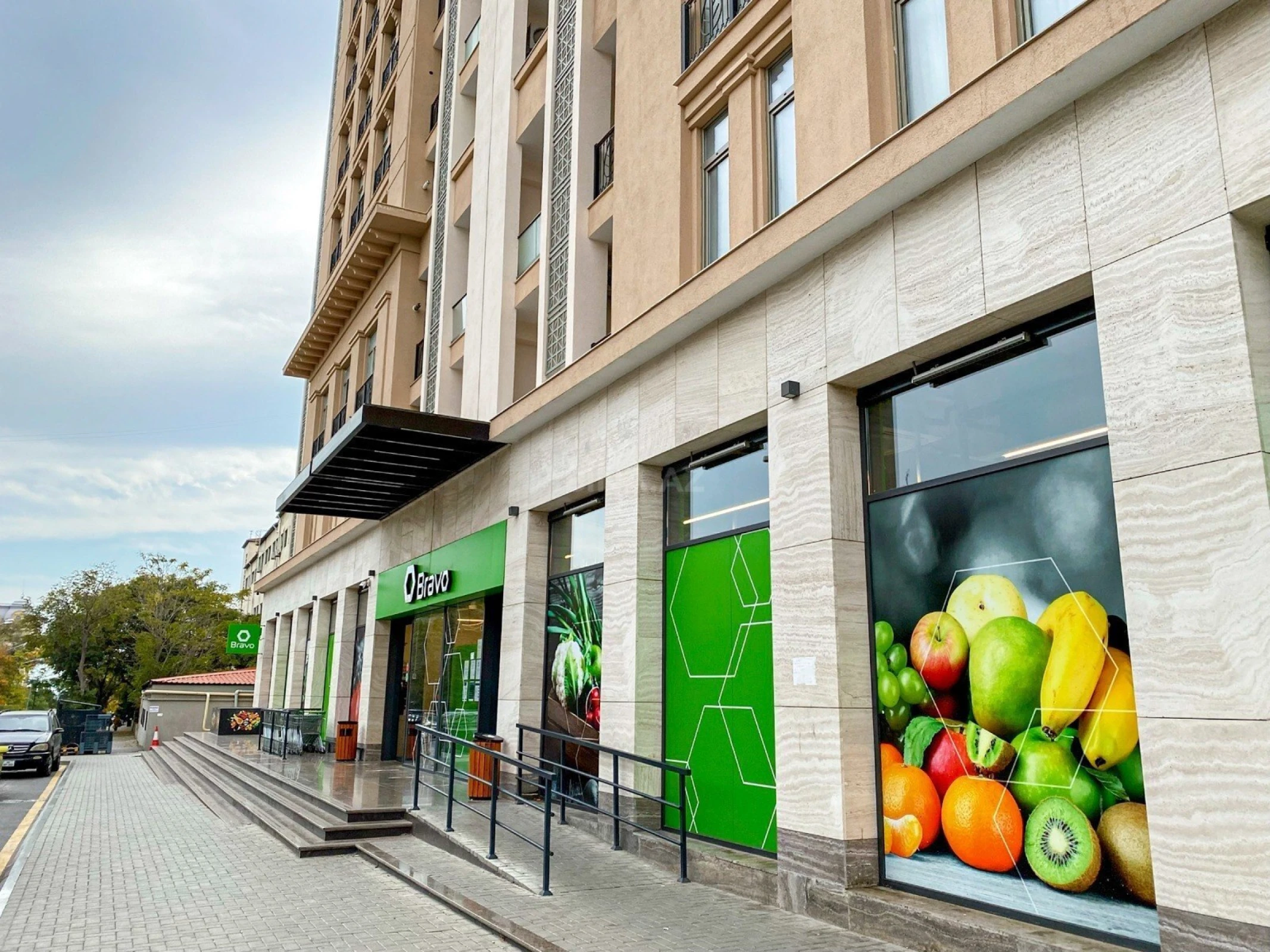 Satılır 2 otaqlı mənzil 68.5 m²