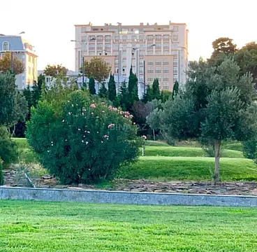 Satılır 2 otaqlı mənzil 68.5 m²