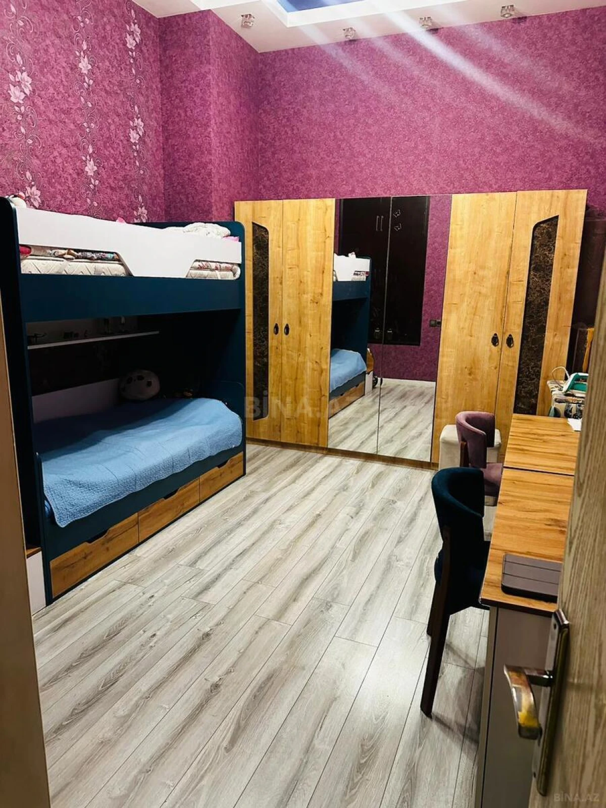 Satılır 2 otaqlı mənzil 60 m²