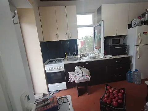 Kirayə verilir 1 otaqlı həyət evi 45 m²