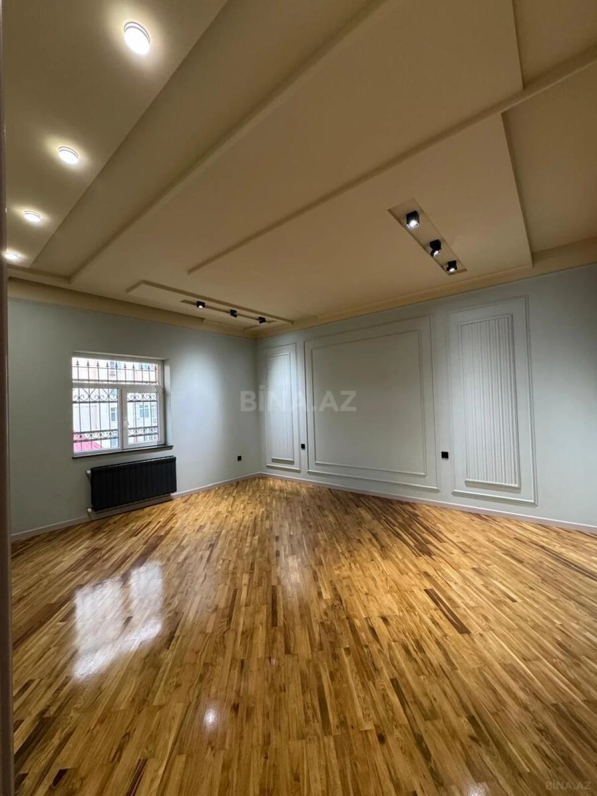 Satılır 6 otaqlı həyət evi 333 m²