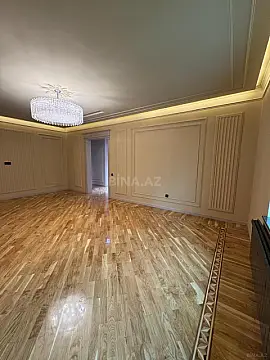 Satılır 6 otaqlı həyət evi 333 m²