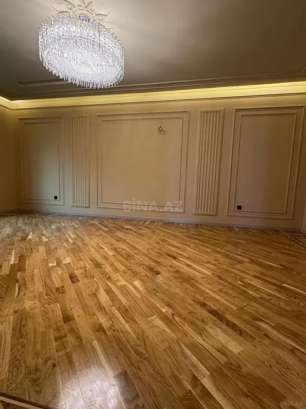 Satılır 6 otaqlı həyət evi 333 m²