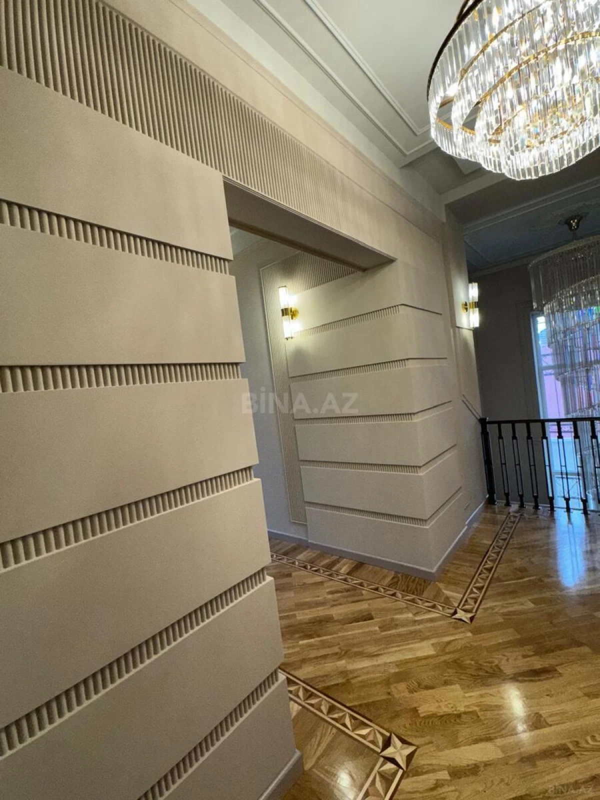 Satılır 6 otaqlı həyət evi 333 m²