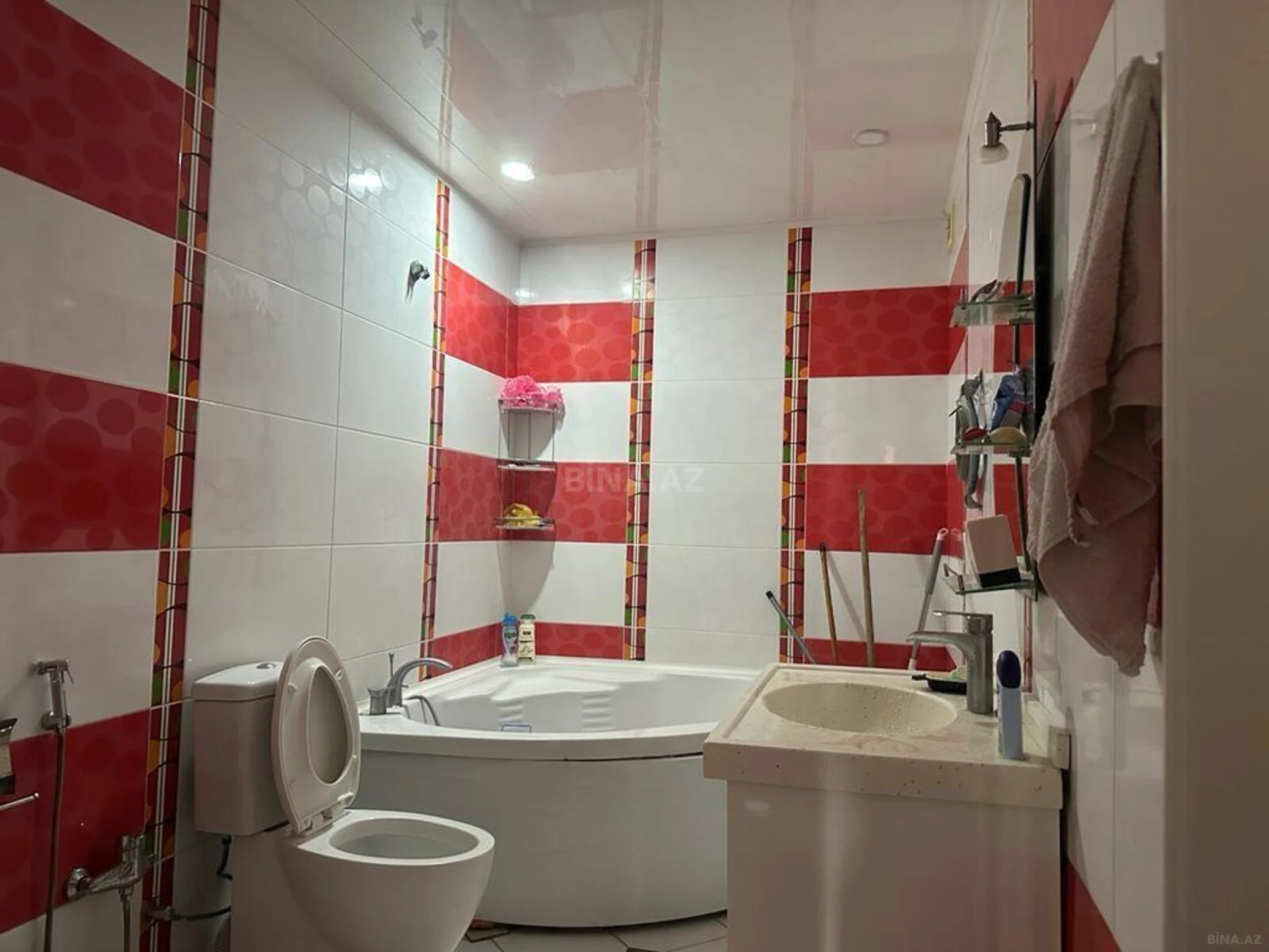 Satılır 2 otaqlı mənzil 55 m²