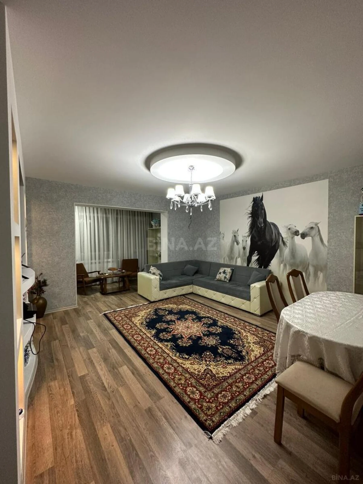 Satılır 2 otaqlı mənzil 55 m²