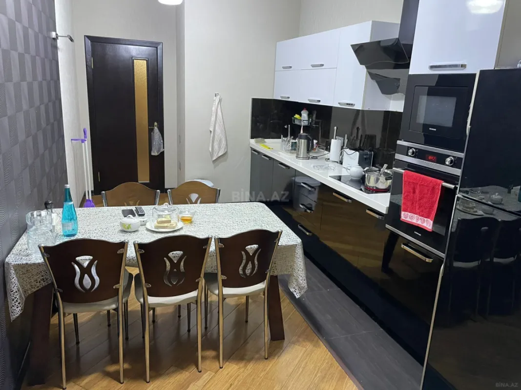 Satılır 2 otaqlı mənzil 55 m²