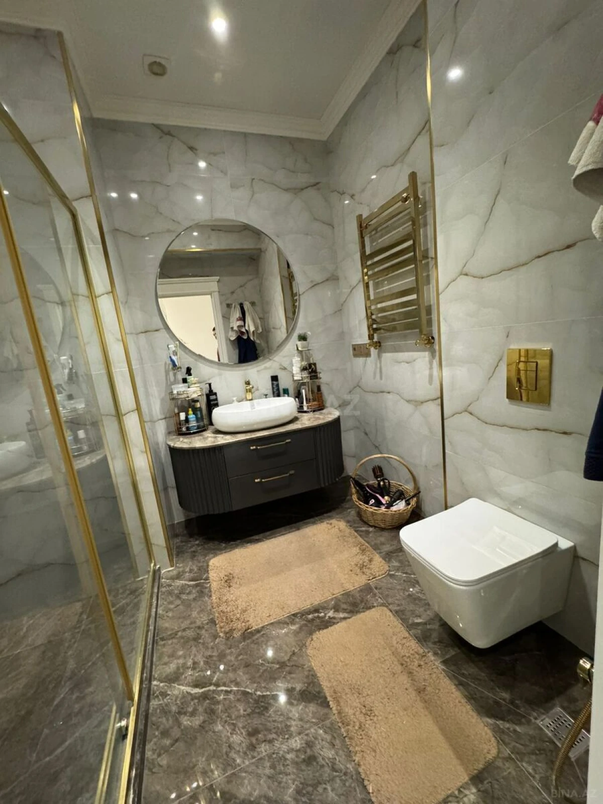 Satılır 3 otaqlı mənzil 120 m²