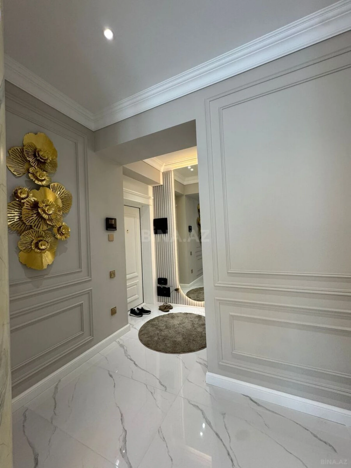 Satılır 3 otaqlı mənzil 120 m²