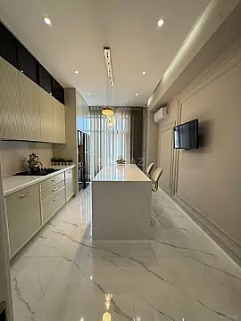 Satılır 3 otaqlı mənzil 120 m²