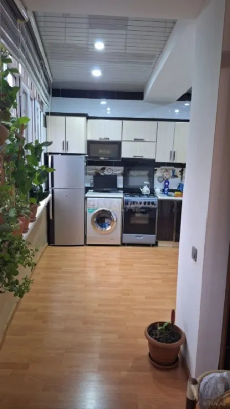 Satılır 2 otaqlı mənzil 90 m²