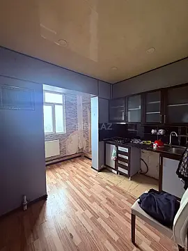 Satılır 4 otaqlı mənzil 105 m²