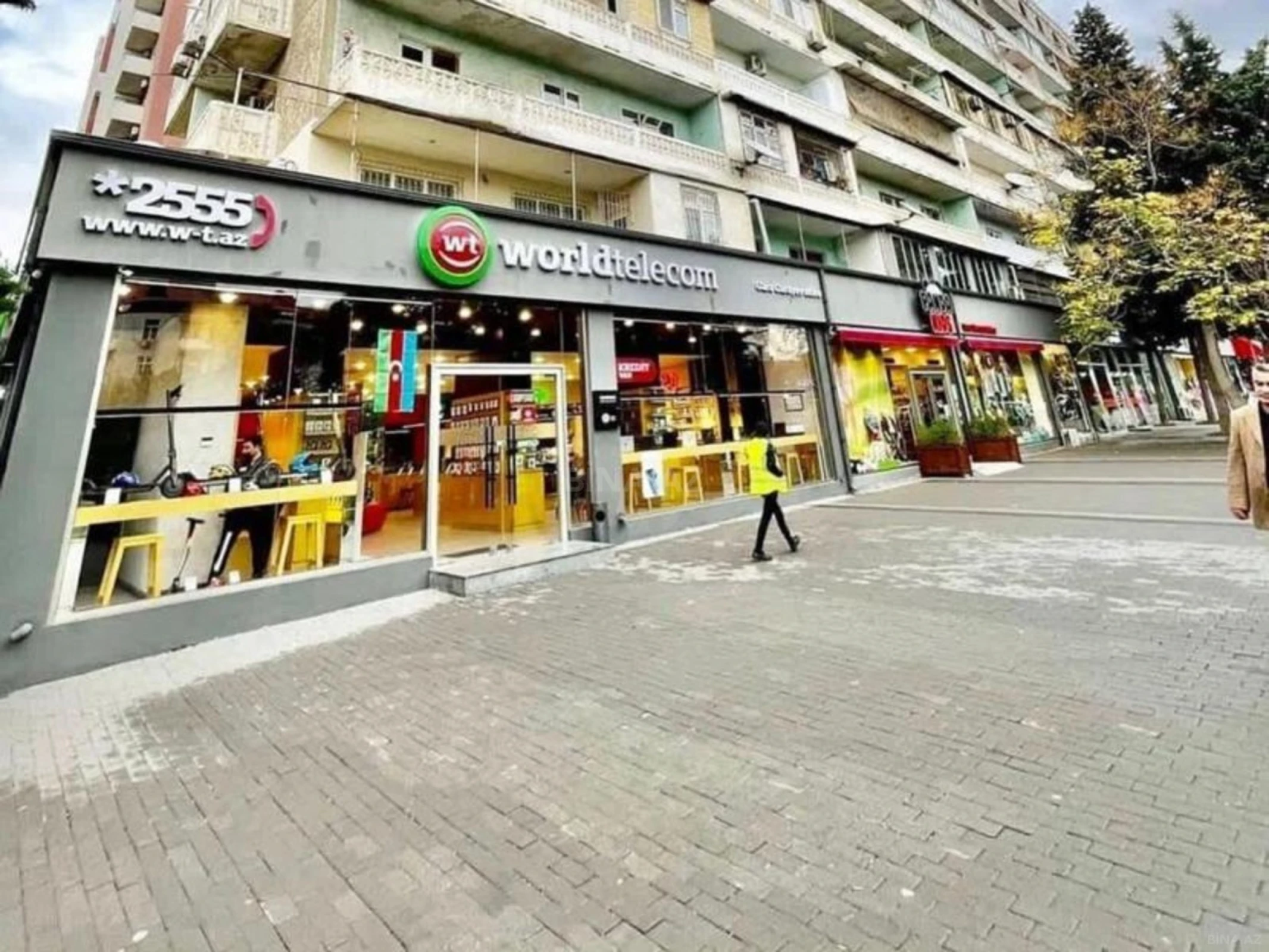 Satılır 5 otaqlı mənzil 120 m²