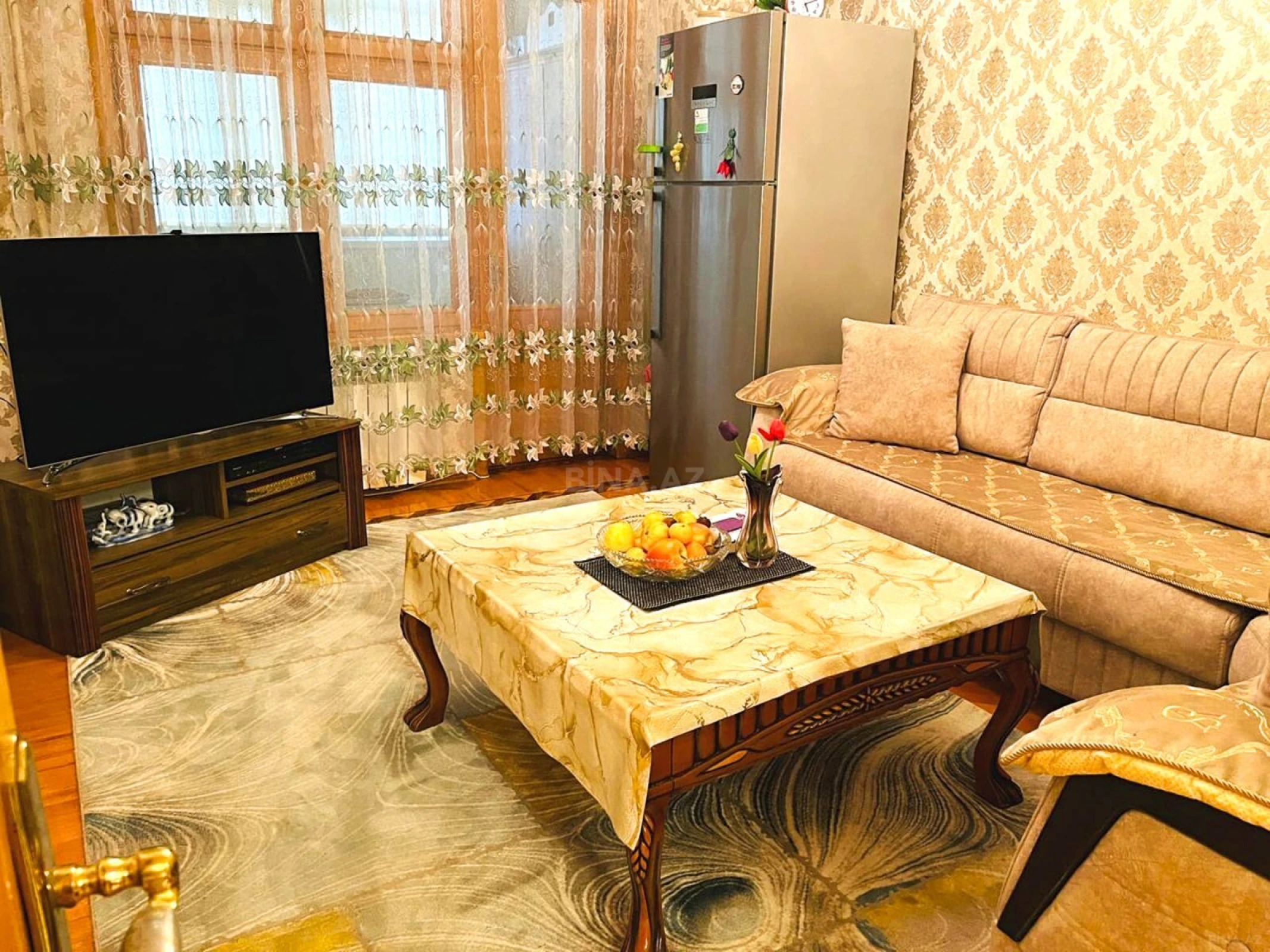 Satılır 5 otaqlı mənzil 120 m²