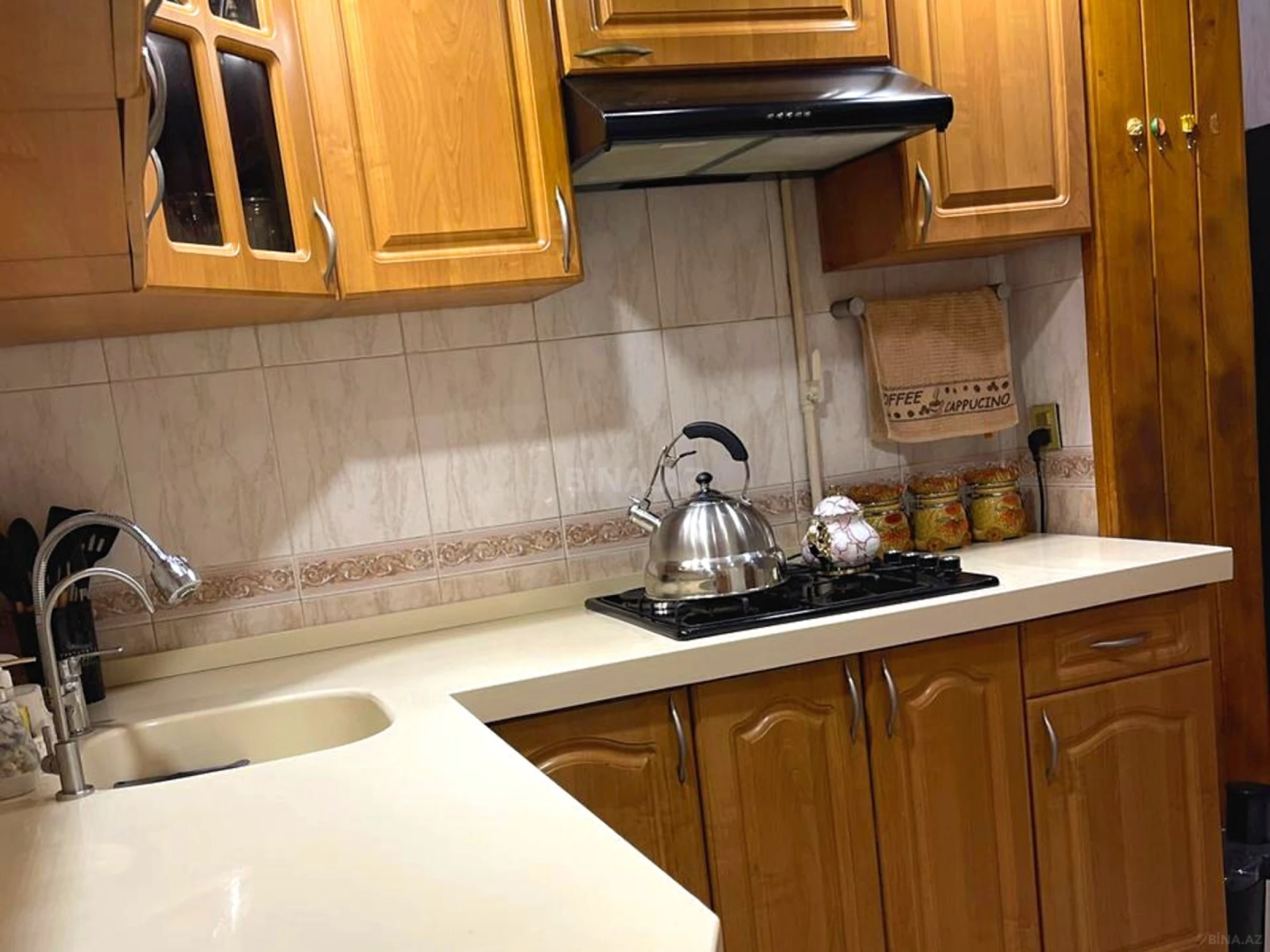 Satılır 5 otaqlı mənzil 120 m²