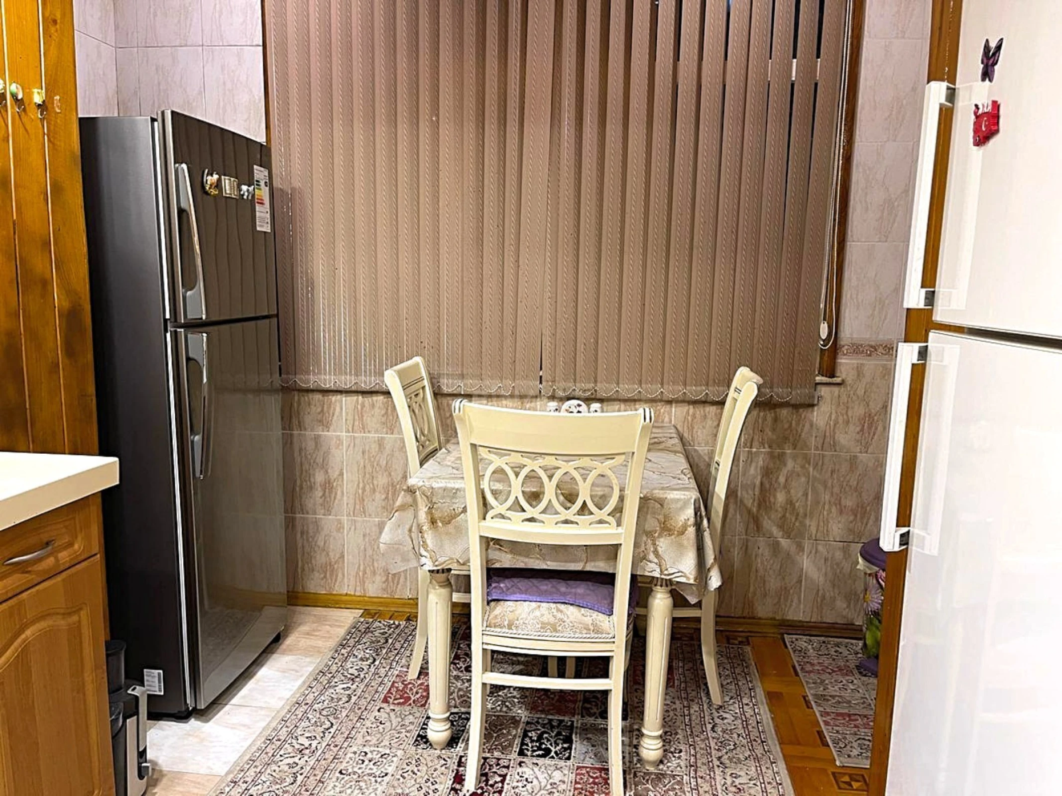 Satılır 5 otaqlı mənzil 120 m²