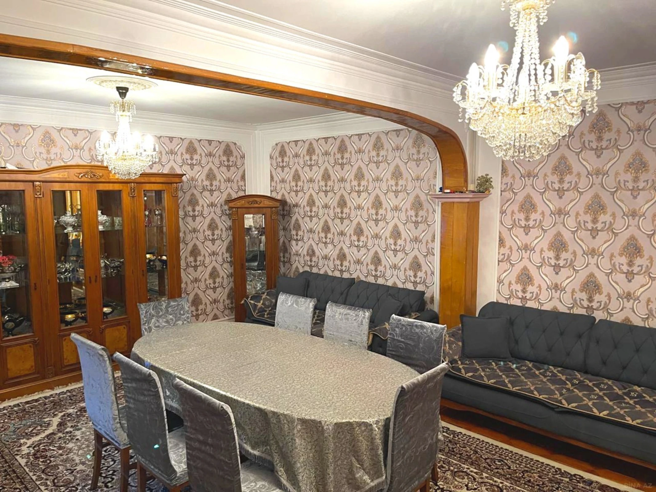 Satılır 5 otaqlı mənzil 120 m²
