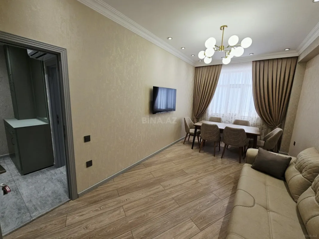 Satılır 2 otaqlı mənzil 84 m²