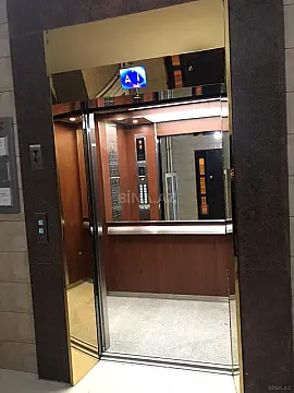 Satılır 2 otaqlı mənzil 84 m²