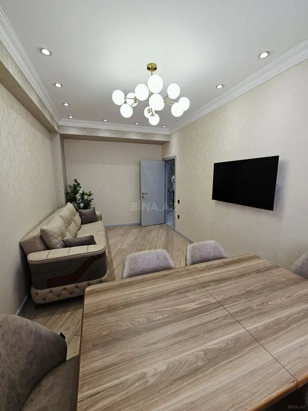 Satılır 2 otaqlı mənzil 84 m²