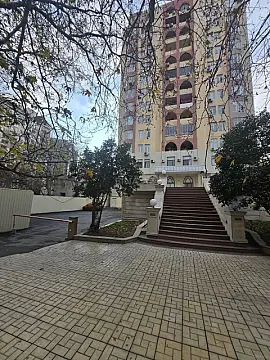 Kirayə verilir obyekt 800 m²