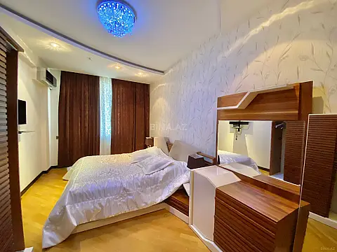 Kirayə verilir 3 otaqlı mənzil 170 m²