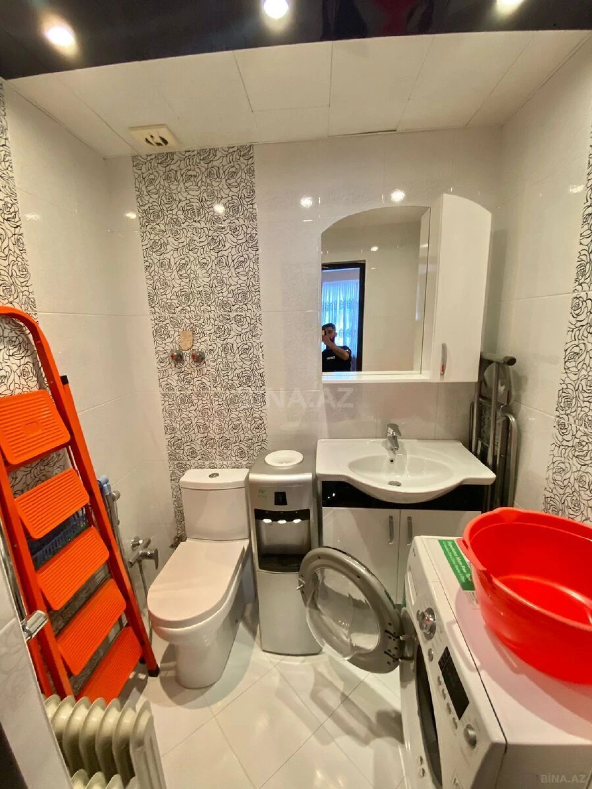 Kirayə verilir 3 otaqlı mənzil 170 m²