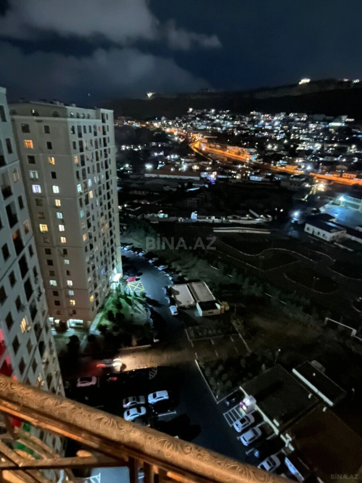 Satılır 2 otaqlı mənzil 63 m²