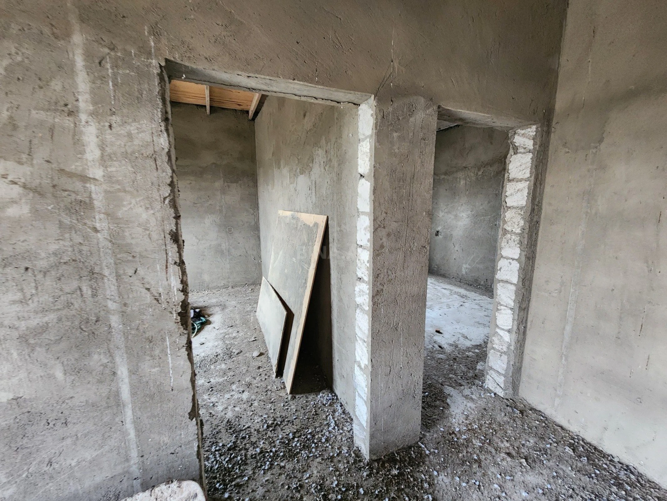 Satılır torpaq sahəsi 100 m²