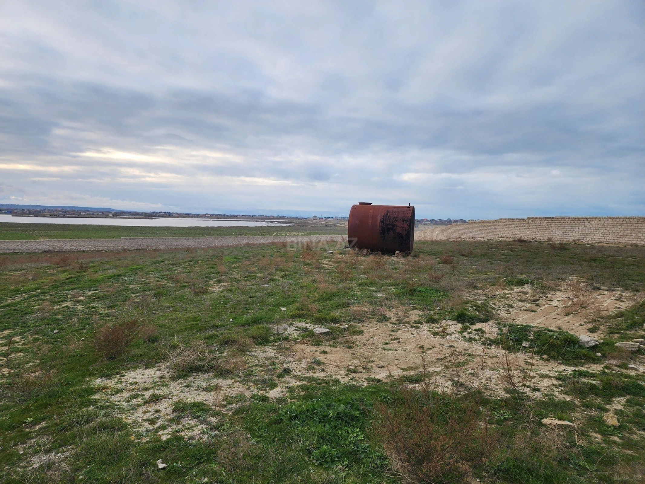 Satılır torpaq sahəsi 100 m²