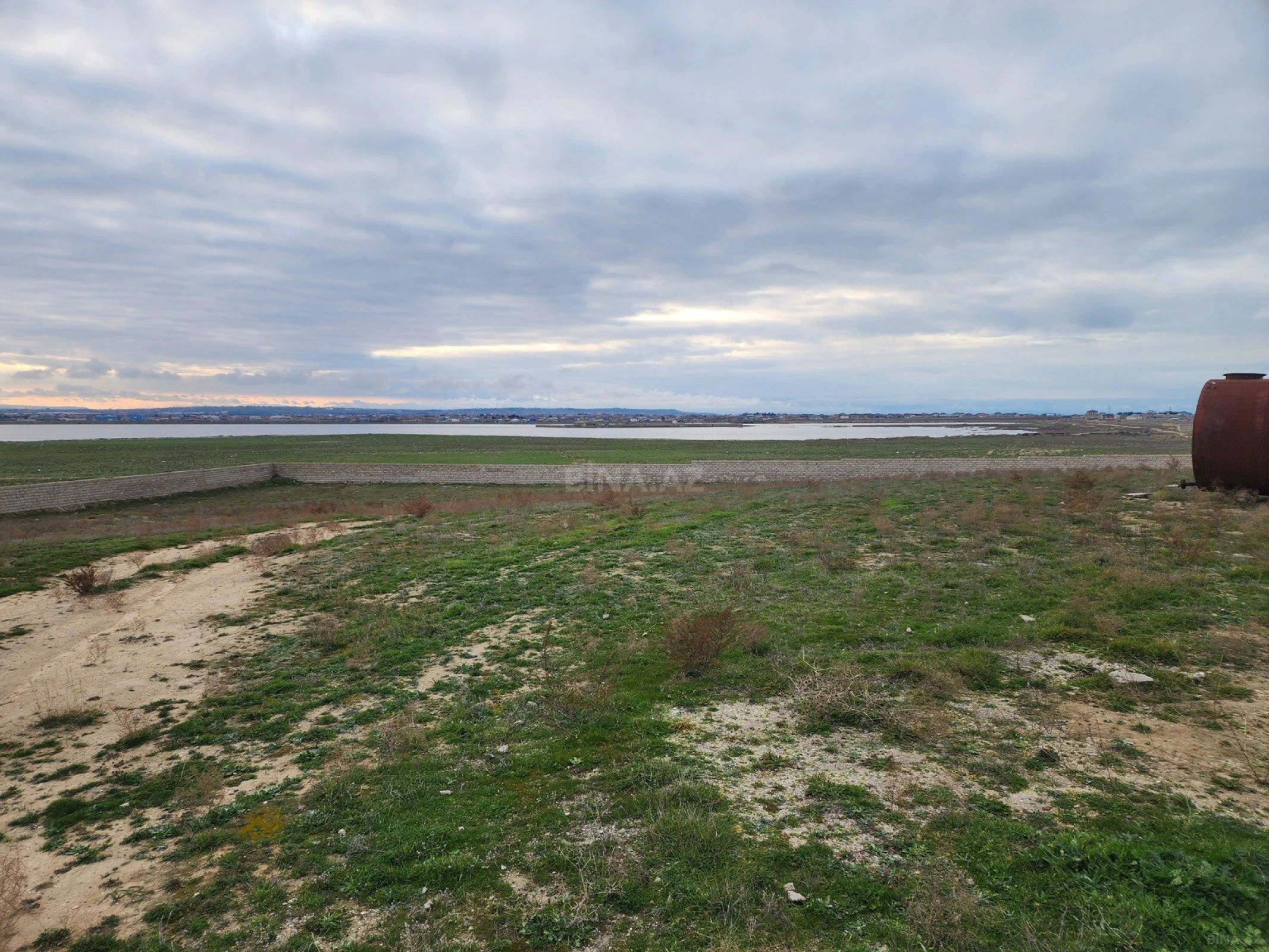 Satılır torpaq sahəsi 100 m²