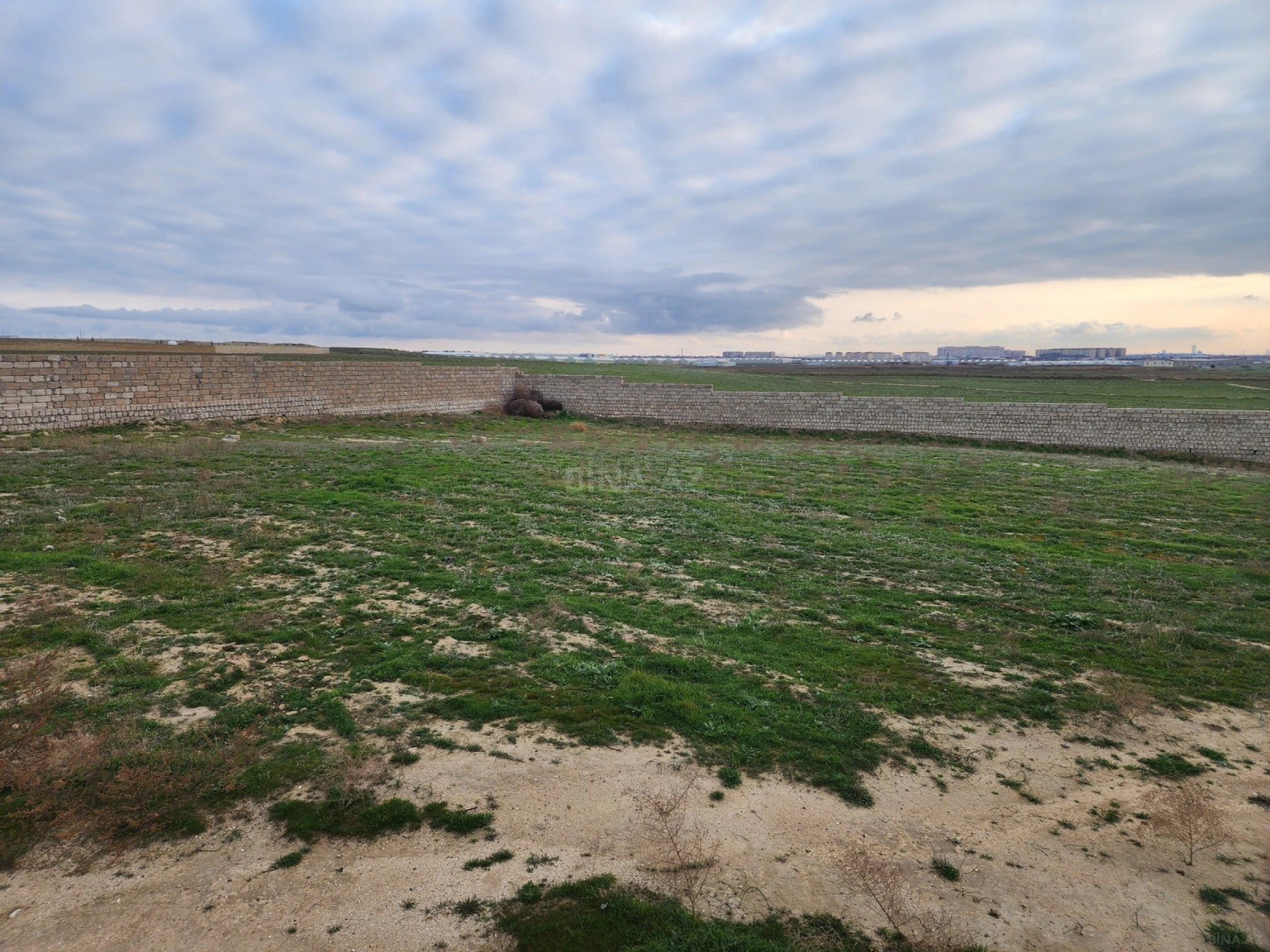 Satılır torpaq sahəsi 100 m²