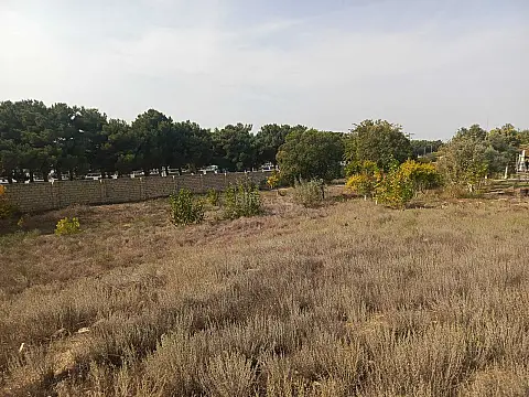 Satılır torpaq sahəsi 28 m²