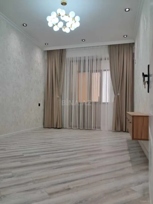Satılır 2 otaqlı mənzil 67 m²