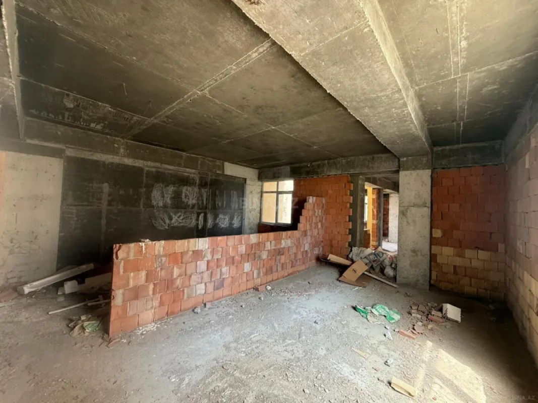 Satılır 2 otaqlı mənzil 80 m²