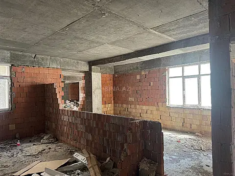 Satılır 2 otaqlı mənzil 80 m²