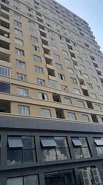 Satılır 2 otaqlı mənzil 80 m² — Bakı, İnşaatçılar 2 otaq 80.00 m²