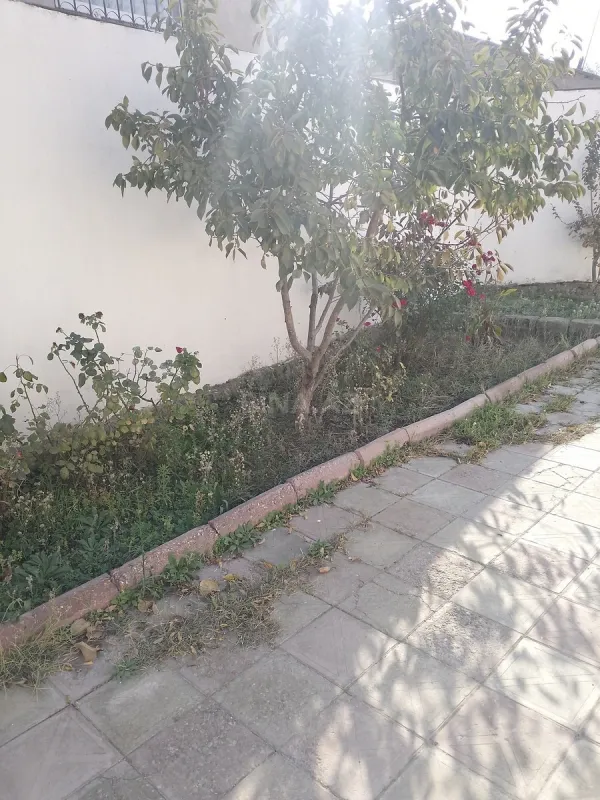 Satılır 4 otaqlı həyət evi 180 m²