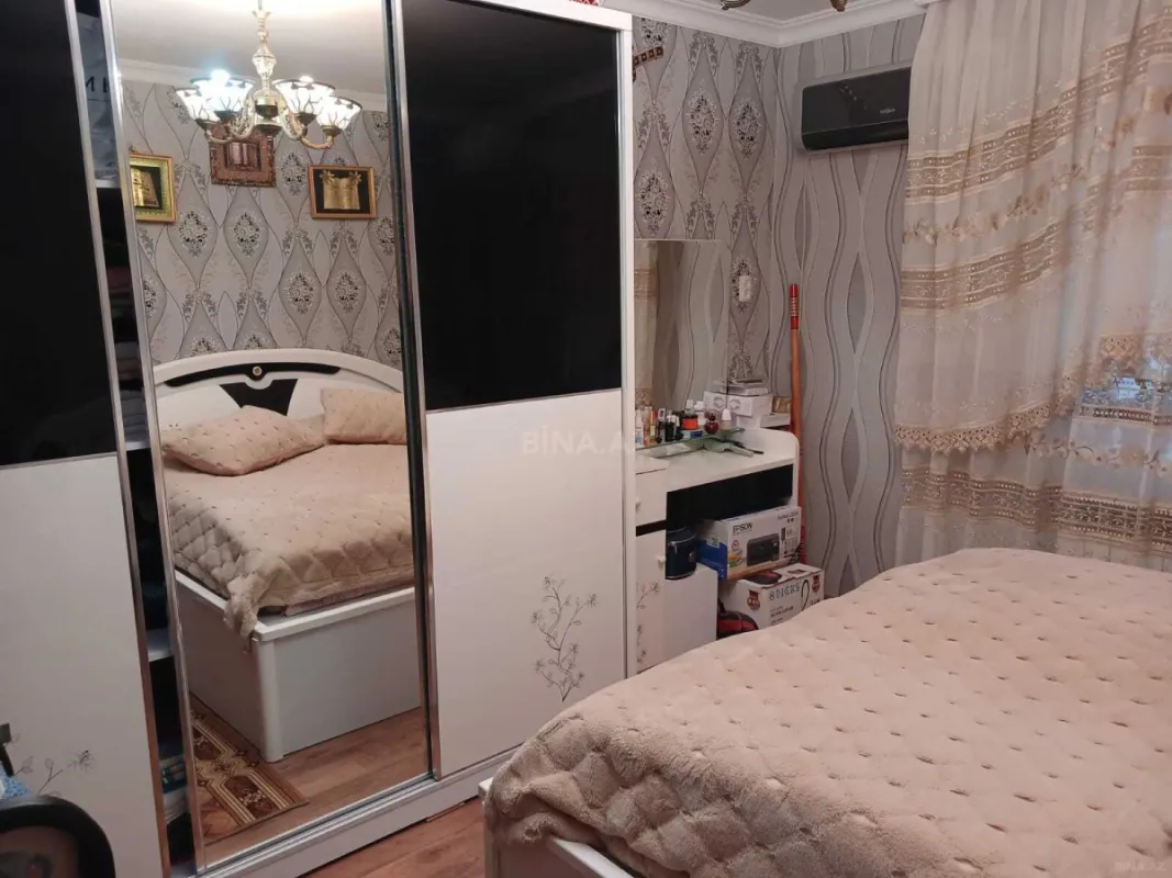 Satılır 2 otaqlı mənzil 49 m²